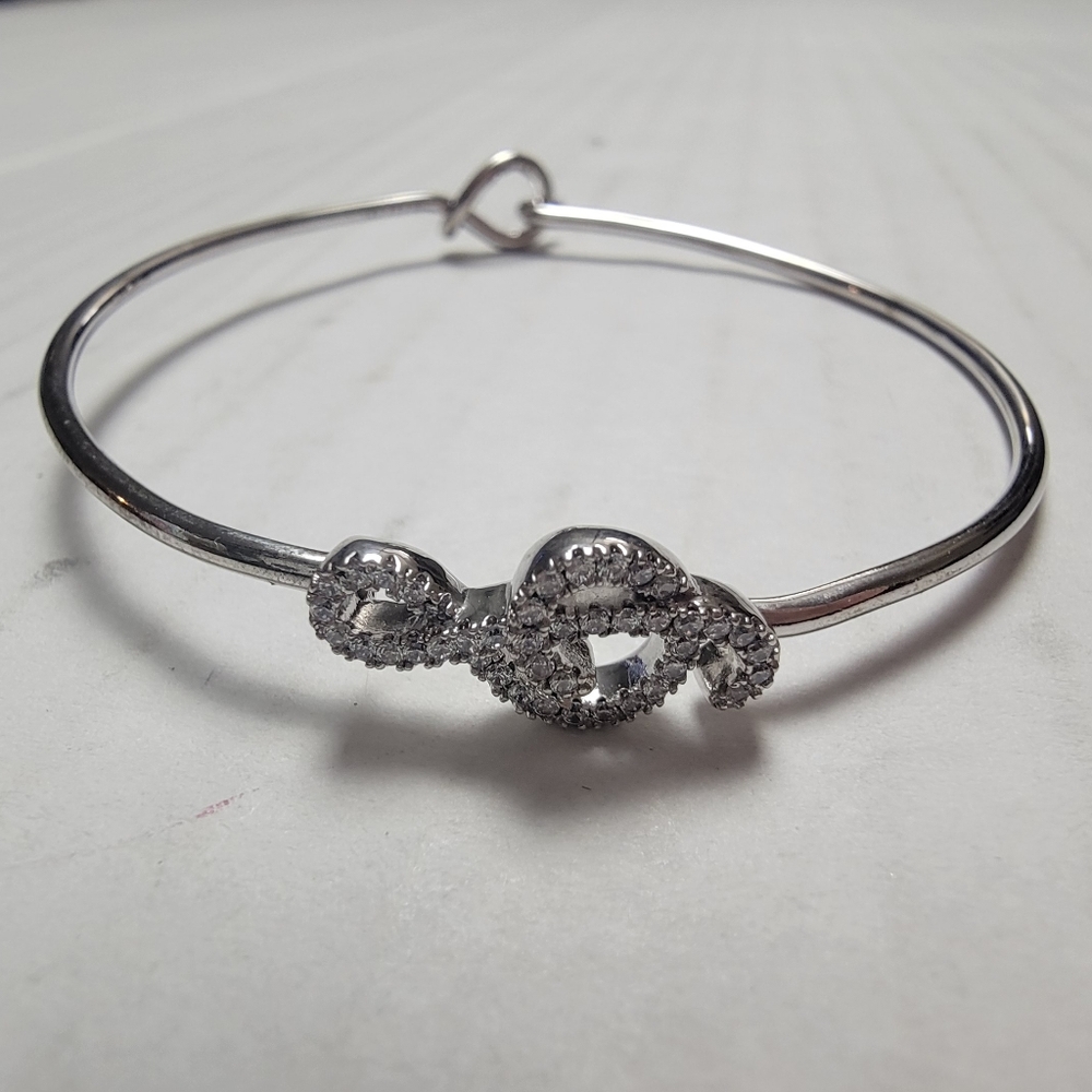 Music Note Bracelet - Picture 5 of 8